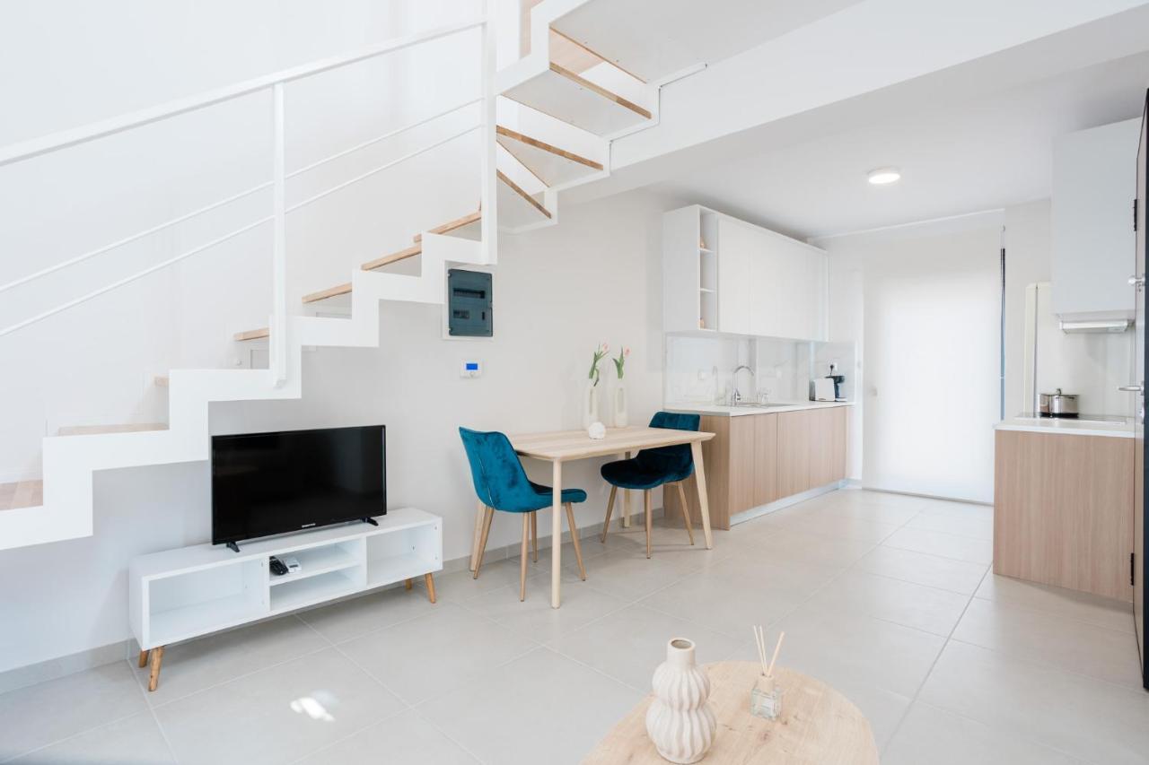 Estea Quality Living Volos Buitenkant foto